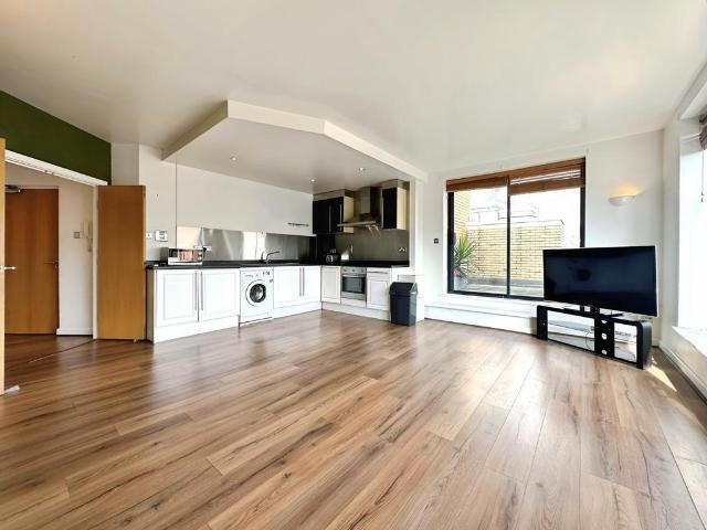 Flat for rent in West Yorkshire