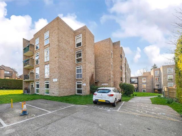 Flat for rent in Greater London