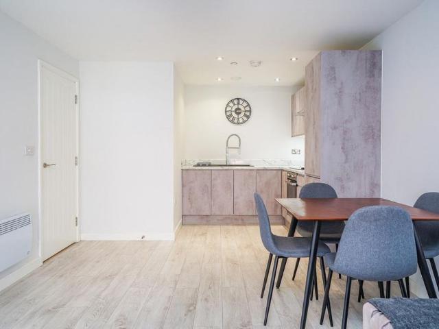 Apartment for rent in Hunslet, West Yorkshire
