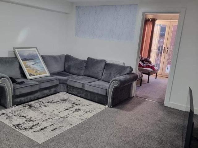Apartment for rent in London Borough of Hounslow, Spring Grove