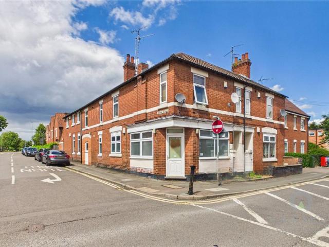Flat for rent in Kettering