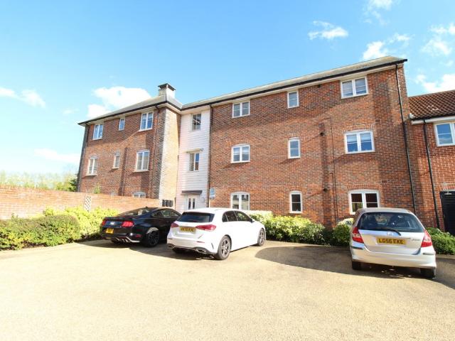 Apartment for rent in Moreton Hall, West Suffolk