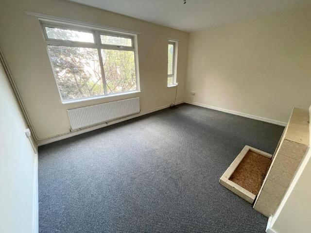 Apartment for rent in Abbey Park, Barton In Fabis