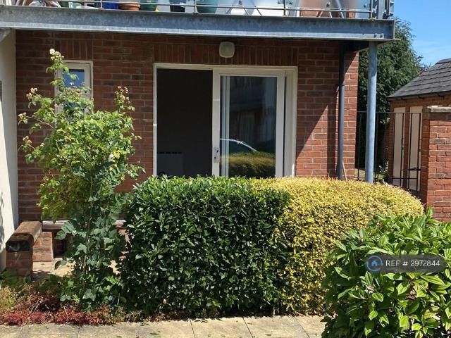 Flat for rent in The Groves, High Field