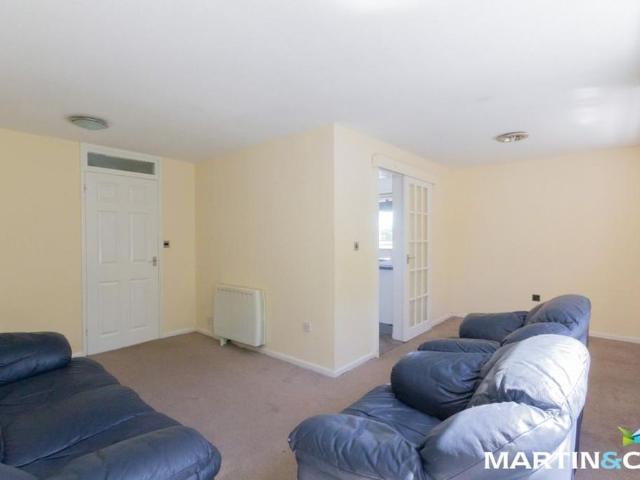 Apartment for rent in Woodgate, West Midlands