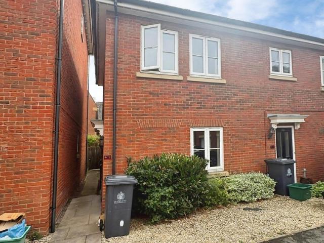 Apartment for rent in Wotton, Gloucester