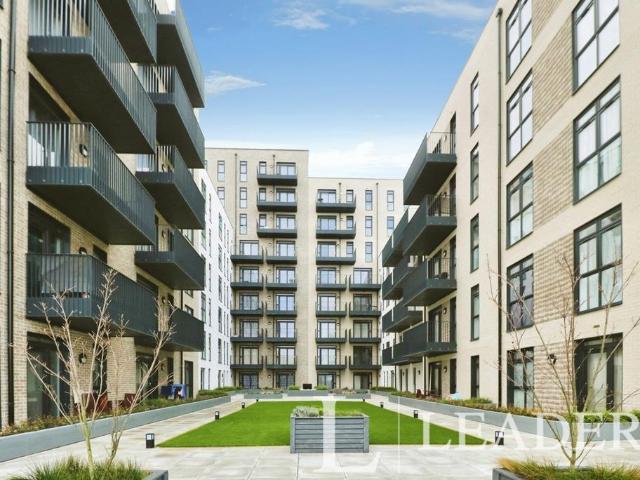 Flat for rent in The High, Harlow