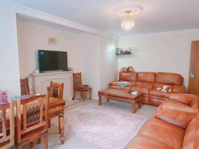 Apartment for rent in London Borough of Croydon, Purley