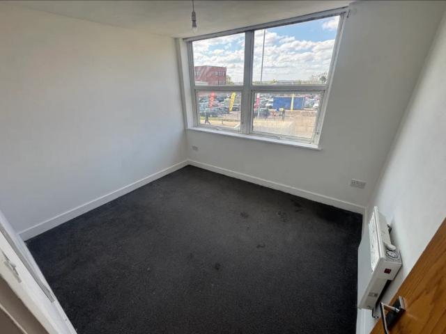 Apartment for rent in Osmondthorpe, Leeds