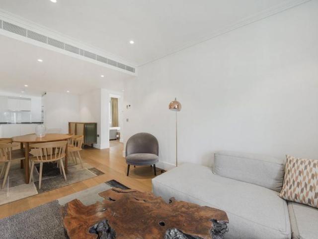 Apartment for rent in St Clement Danes, Greater London