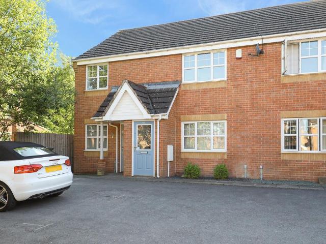 Flat for rent in Brackenfield, Isle Of Man