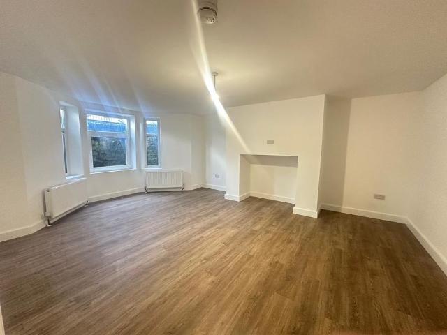 Apartment for rent in Highfields, Huddersfield