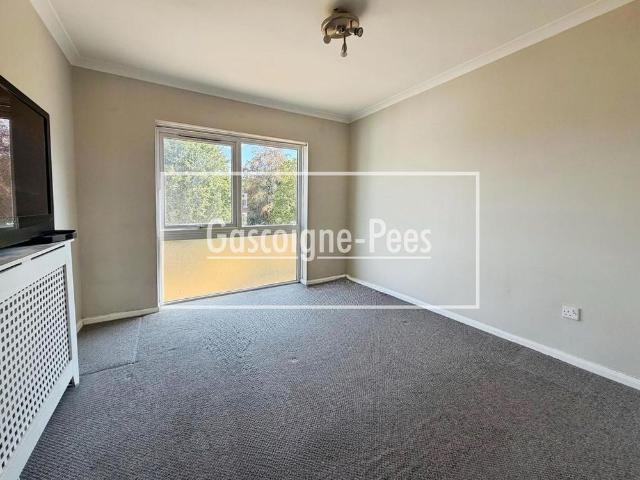 Apartment for rent in Sheerwater, Woking