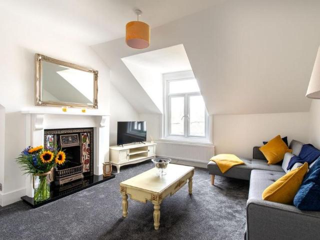 Apartment for rent in Central, Heathlands