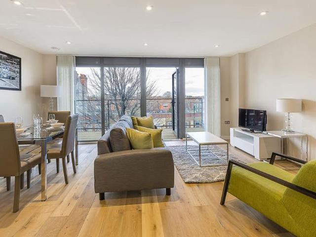 Apartment for rent in London Borough of Ealing, Greater London
