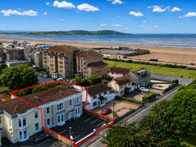 Flat for rent in Whitecross Village, Weston-super-Mare