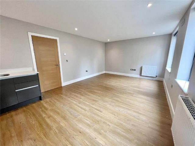 Apartment for rent in St. Mildred's, The Bridge