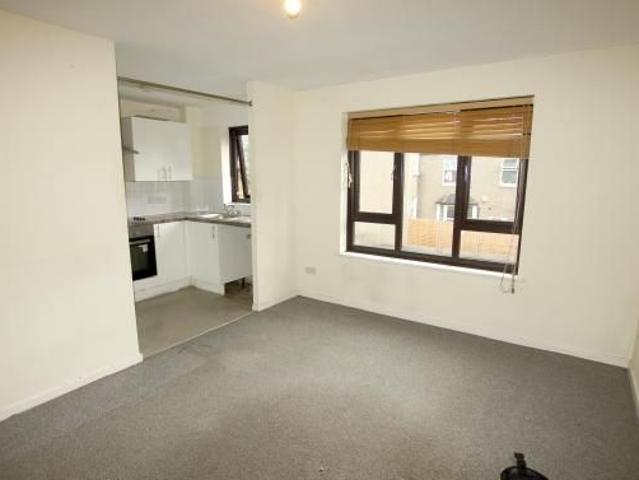 Apartment for rent in Upton Park, Greater London