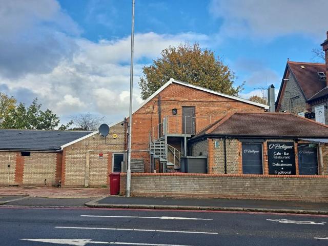 Flat for rent in Newtown, Reading