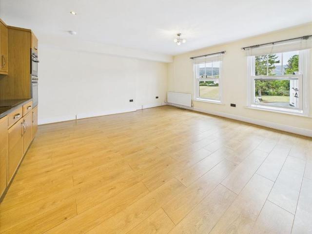 Apartment for rent in Crickhowell