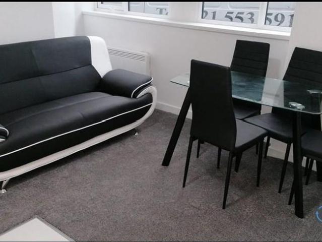Apartment for rent in Dixons Green, West Midlands