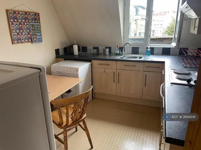 Flat for rent in Hotwells, Feckenham
