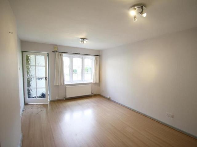 Apartment for rent in Roundhay, West Yorkshire