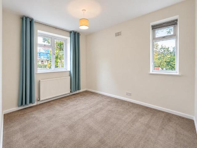 Apartment for rent in London Borough of Barnet, Greater London