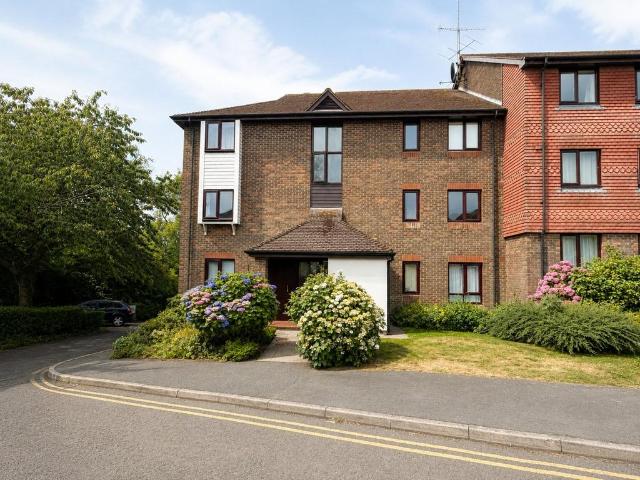 Flat for rent in Battle, Heathlands