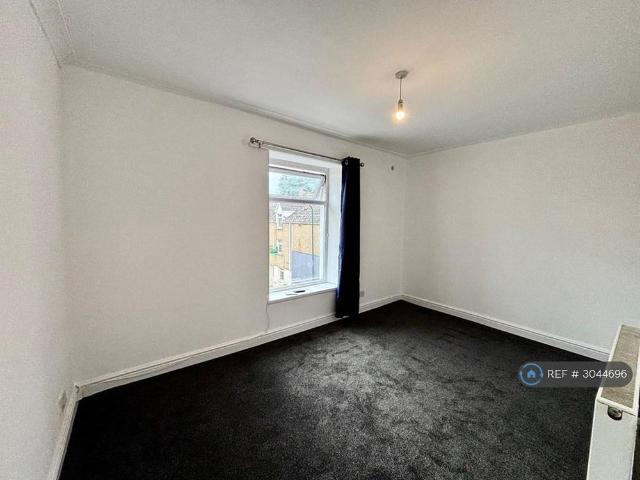 Apartment for rent in Sirhowy