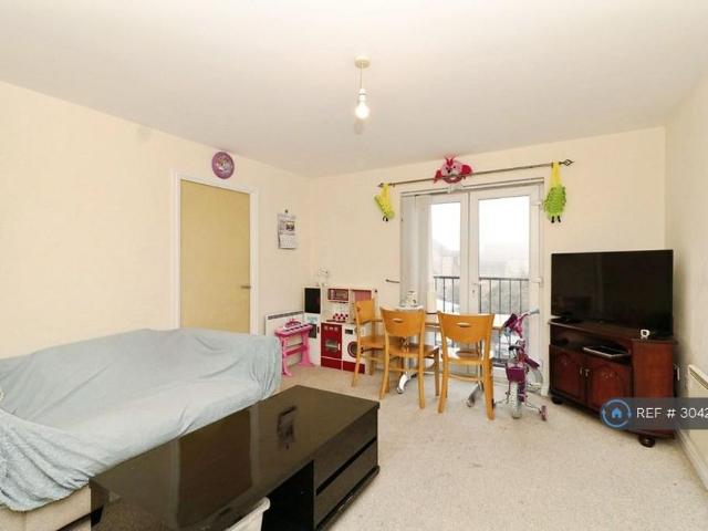 Apartment for rent in Wythenshawe, Manchester