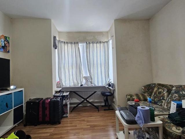 Apartment for rent in New Town, Monks Orchard