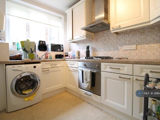 Flat for rent in Streatham, Greater London
