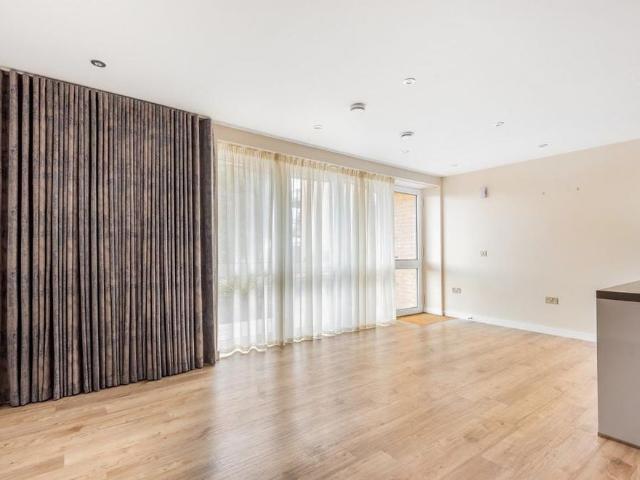 Apartment for rent in Walhampton, Ashurst Bridge