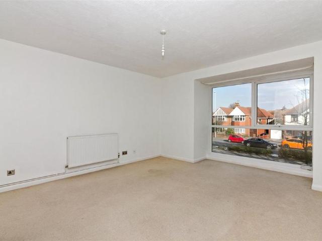 Apartment for rent in Worthing, West Sussex