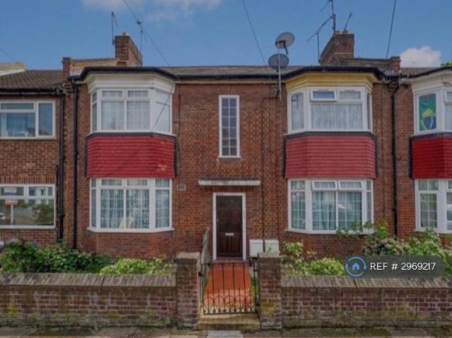 Flat for rent in Harlesden, Greater London