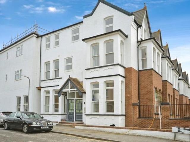 Flat for rent in Cliftonville West, Acol