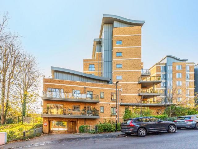 Flat for rent in London Borough of Croydon, Upper Norwood