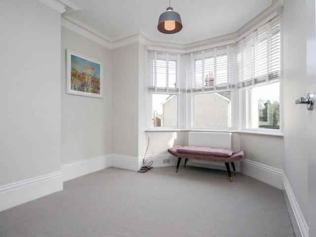 Apartment for rent in Broadwater Down, Sandown Park