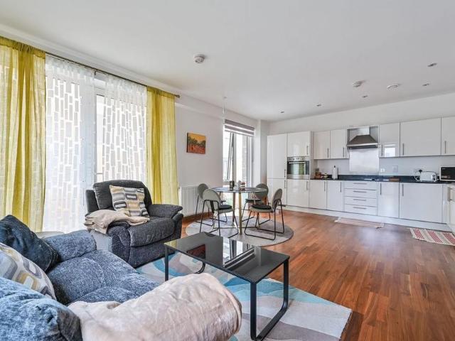 Apartment for rent in East Greenwich, Greater London