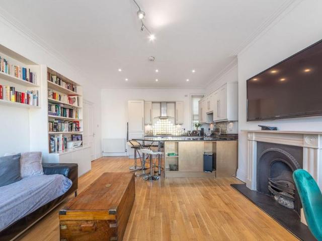 Apartment for rent in Hornsey, Greater London