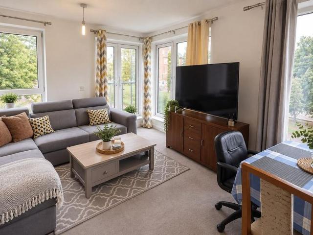 Apartment for rent in The Image, Pouchen End