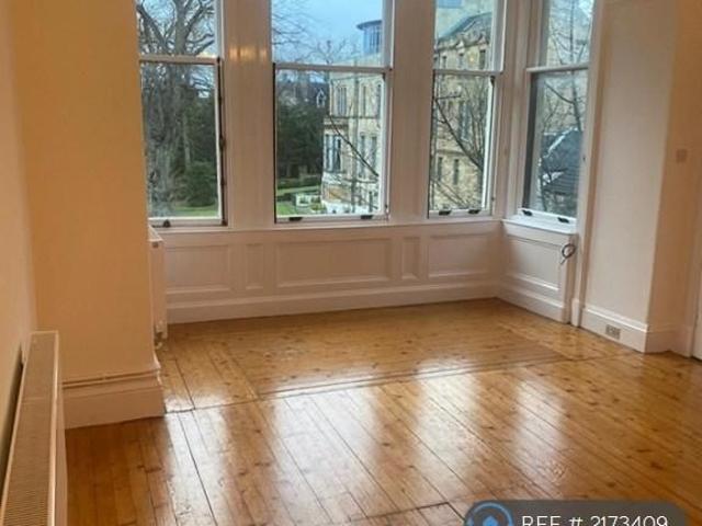 Apartment for rent in Dowanhill, Scotland