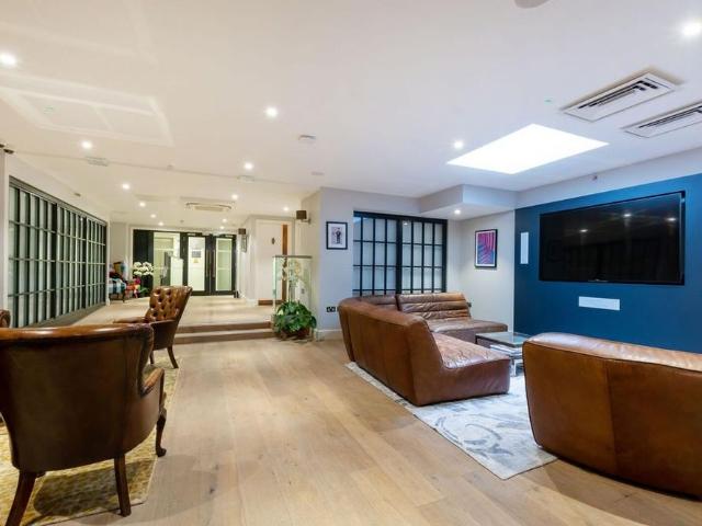 Apartment for rent in London Borough of Croydon, Greater London