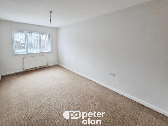 Apartment for rent in Pontymister, Risca