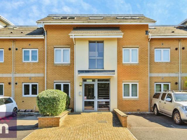 Flat for rent in Benhall, Golden Valley