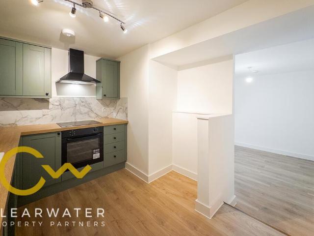 Flat for rent in Saddleworth, Pendock