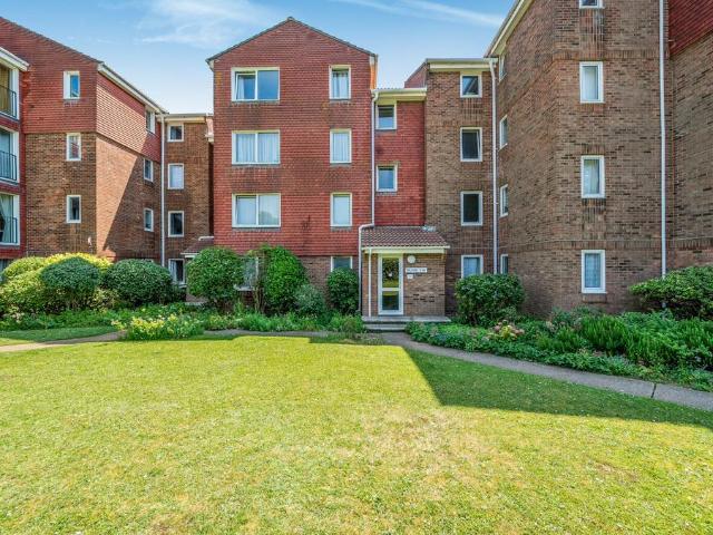 Flat for rent in Whitehawk, Brighton & Hove