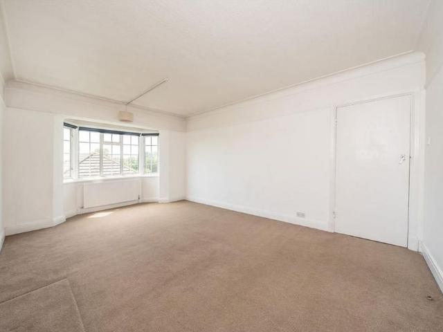 Apartment for rent in Streatham, Greater London