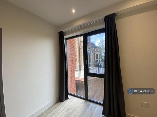 Apartment for rent in Slough